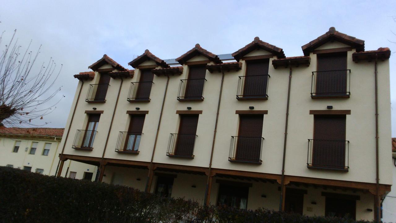 La Casa De Los Soportales Mansilla de las Mulas Exterior foto